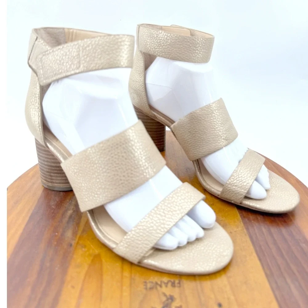 Vince Camuto Block Heel Sandals Womens 9.5 Gold Metallic Ankle Strap Dressy
